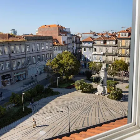 Box Market Square Apartament